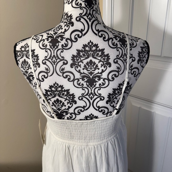 No Boundaries White Eyelet Dress NWT - Picture 4 of 8